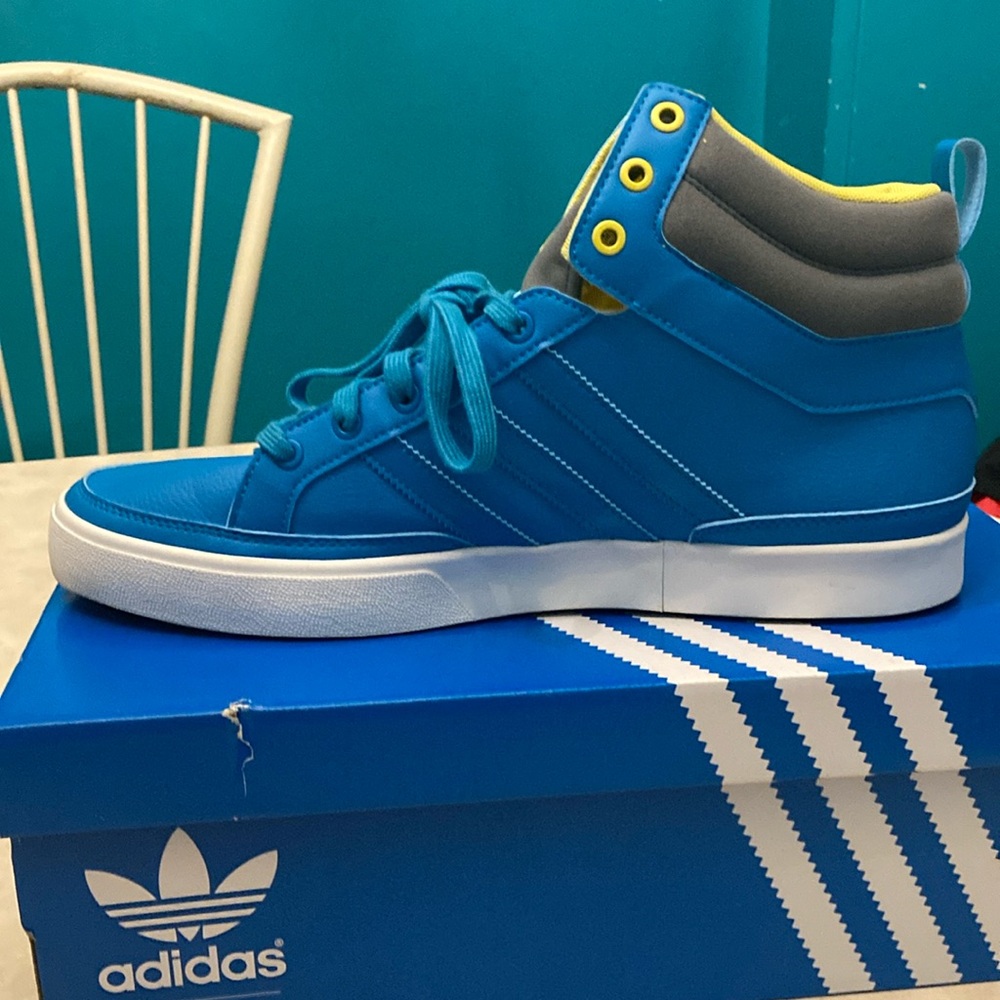 Adidas Vibrant Blue Sneakers with Gray and Yellow Highlights